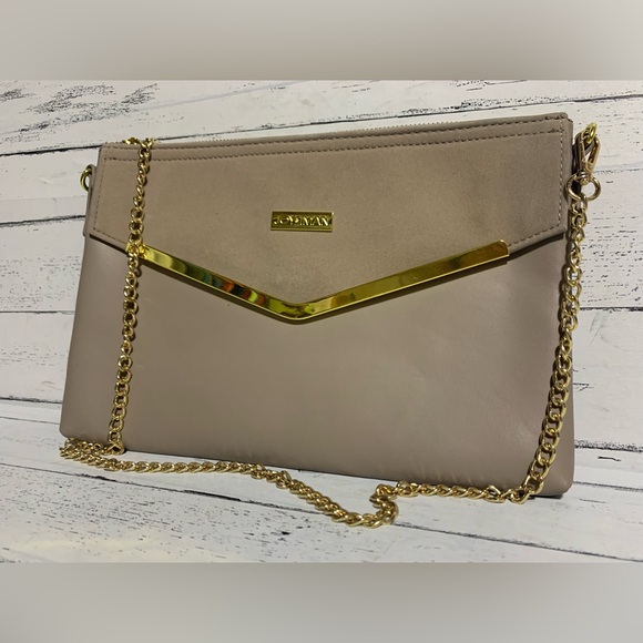 Joy & Iman Gray Leather Shoulder Bag Gold Tone Chain Strap 12”x 8”x 0.5” - Picture 9 of 13